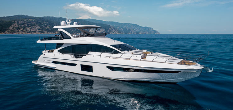 Azimut Grande 25 METRI