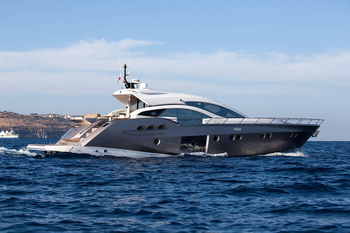 Exterior Sessa C68, 2011