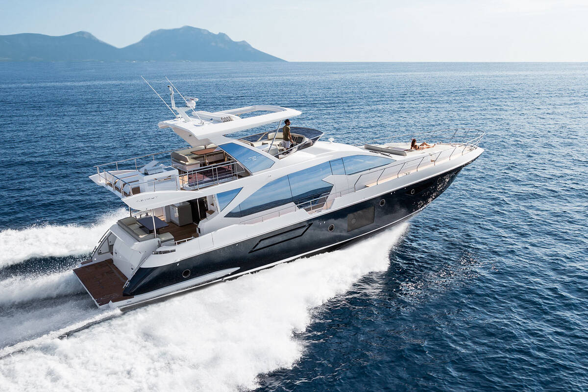 Exterior Azimut Fly 72