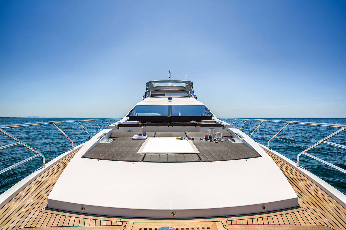 Bow deck