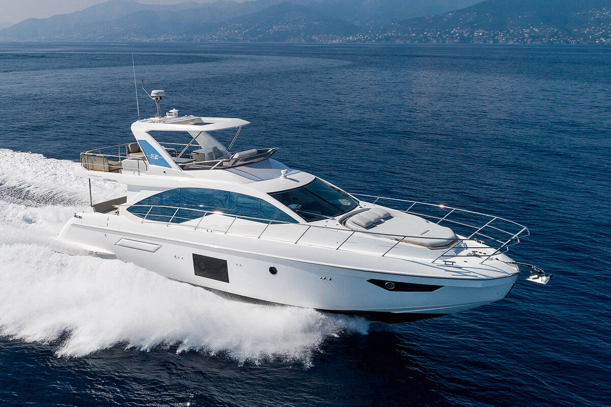 Exterior Azimut 55 Fly 2018
