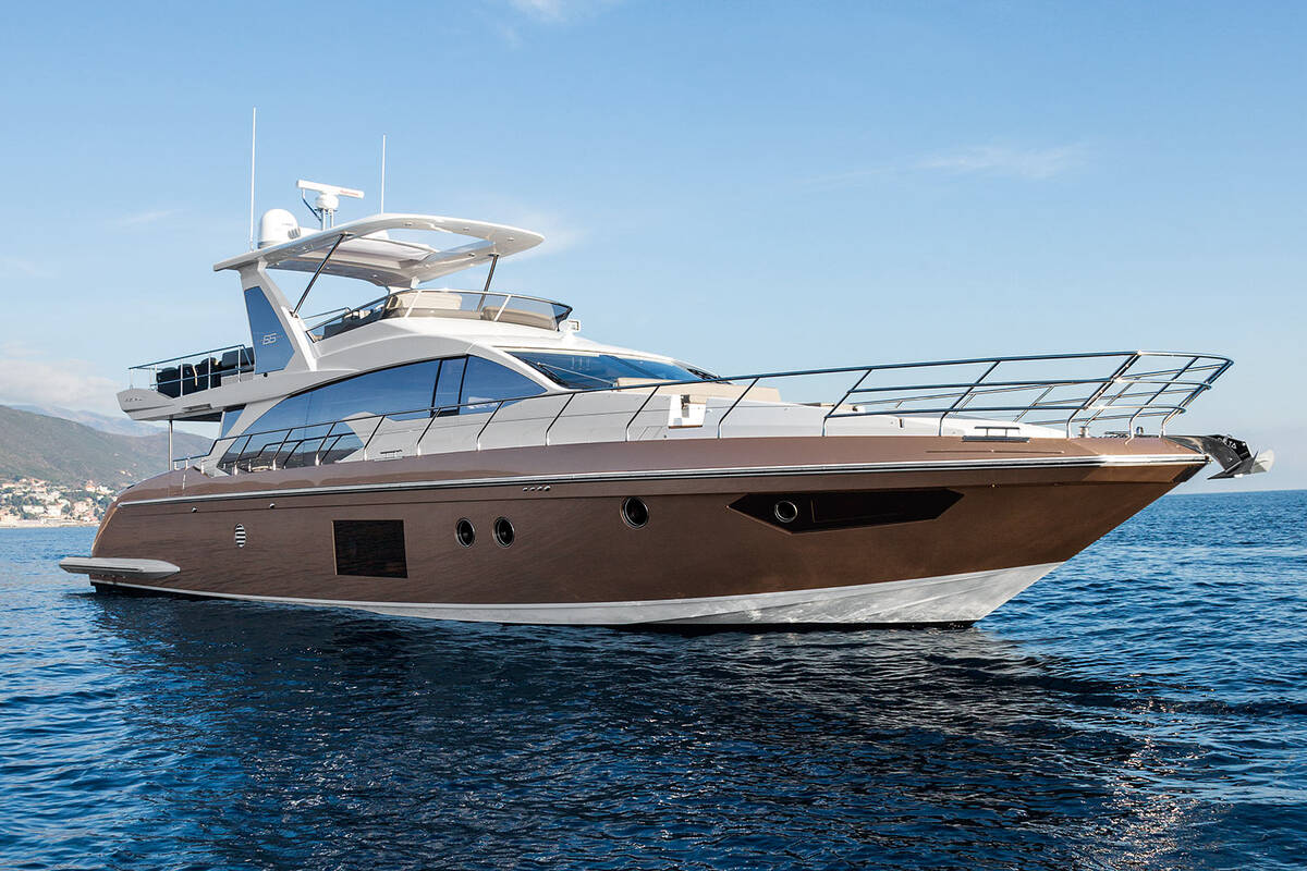 Exterior Azimut 66F