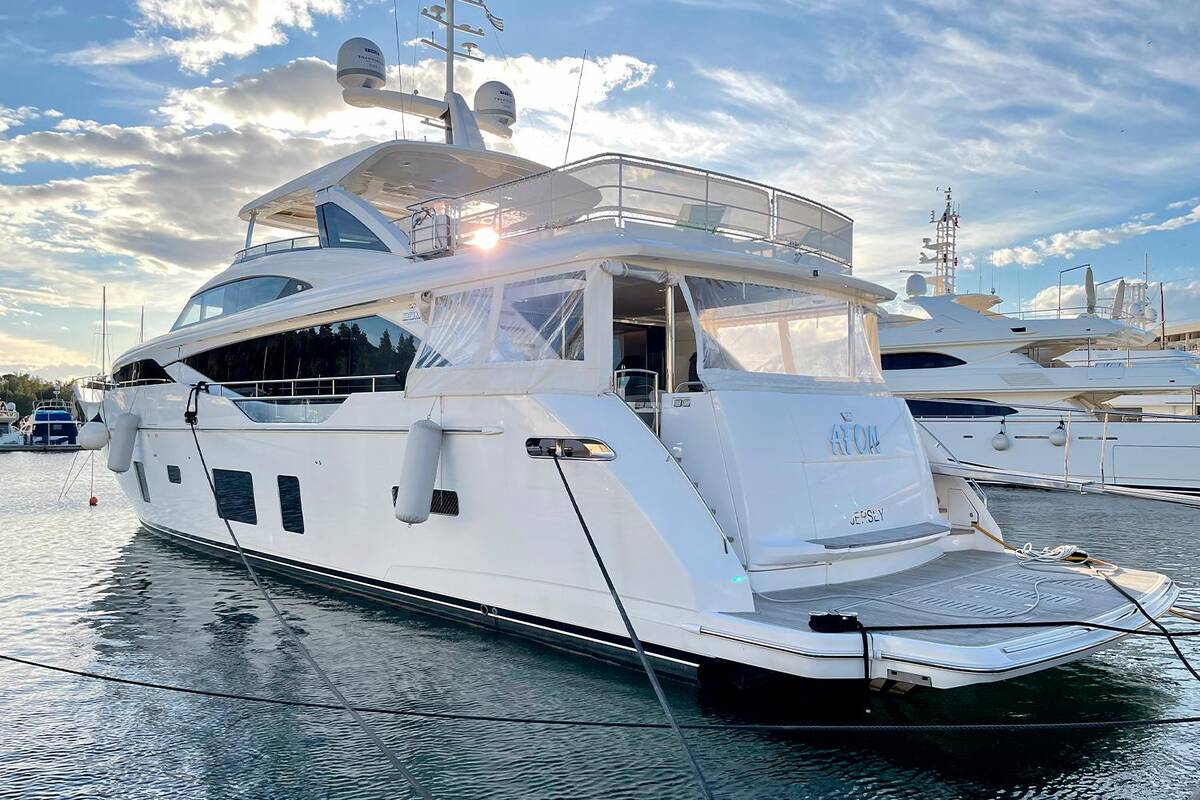 Exterior Princess 30M M/Y AFON