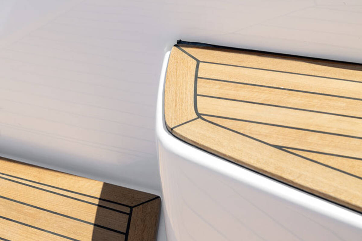 Exterior details (teak steps)