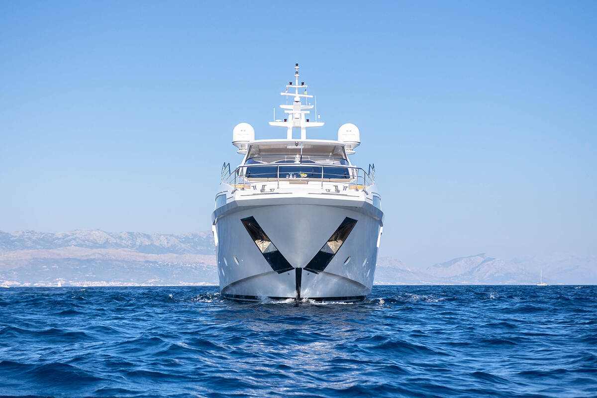 Azimut Grande 35 METRI M/Y IRYNA 2019