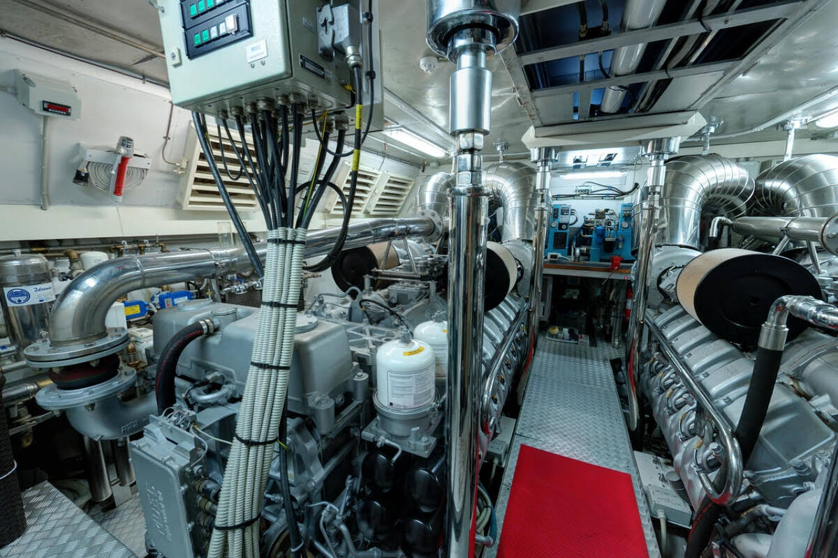 Engine compartment