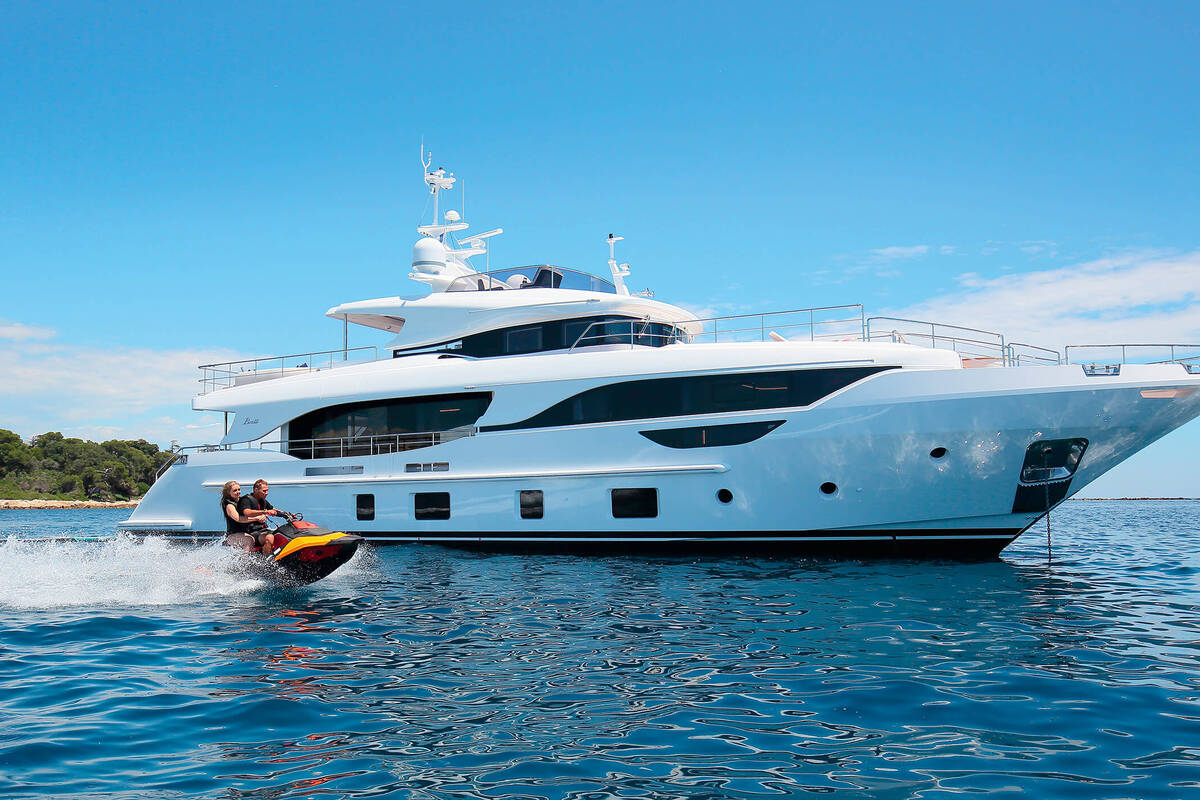 Exterior DELFINO 95