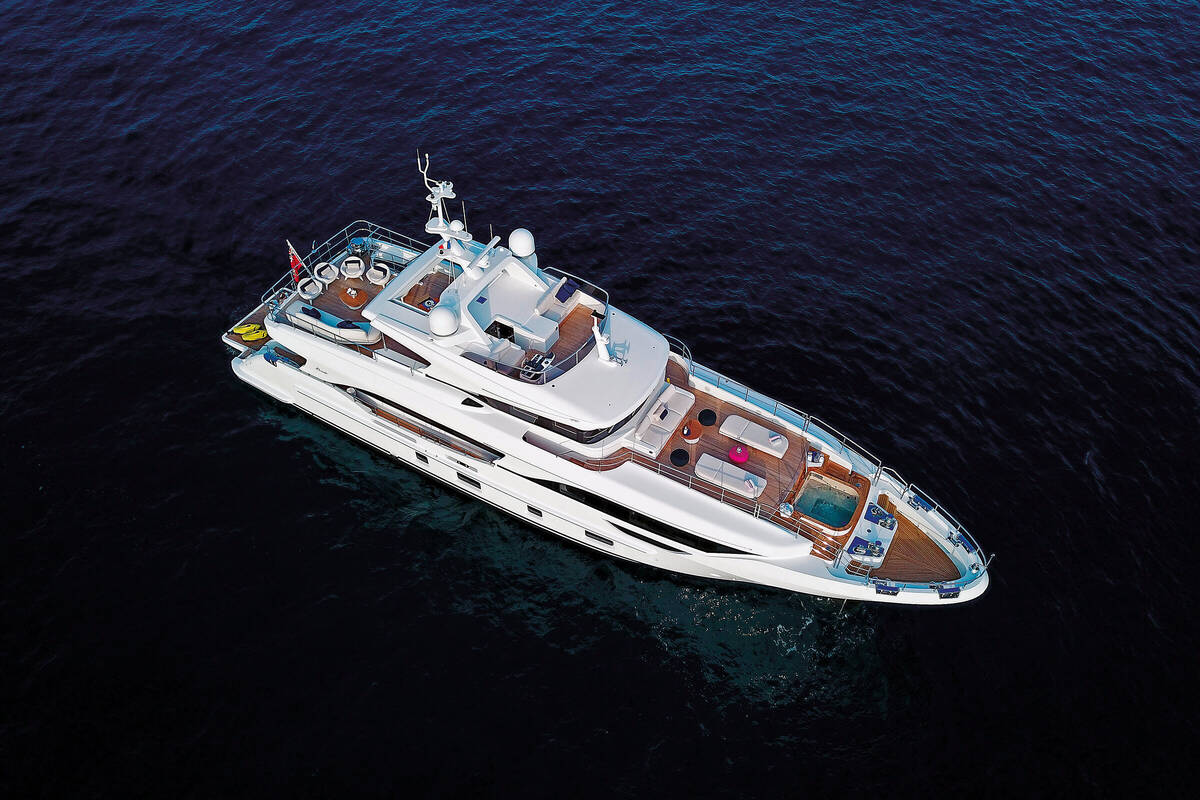 Exterior DELFINO 95