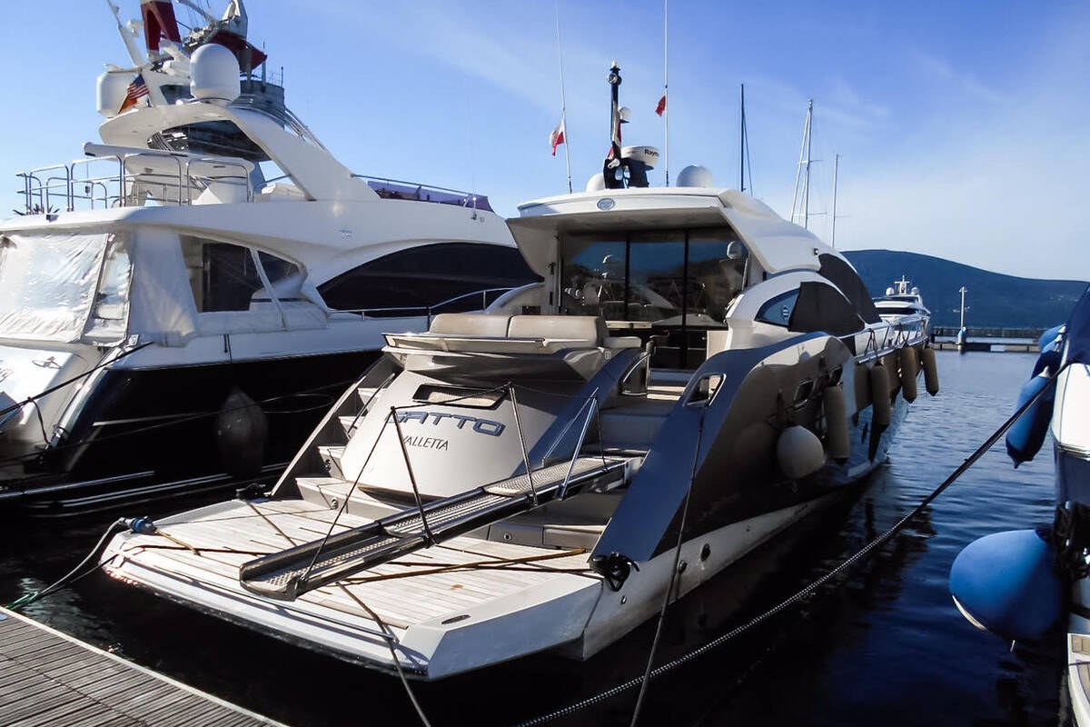 Exterior Sessa C68, 2011