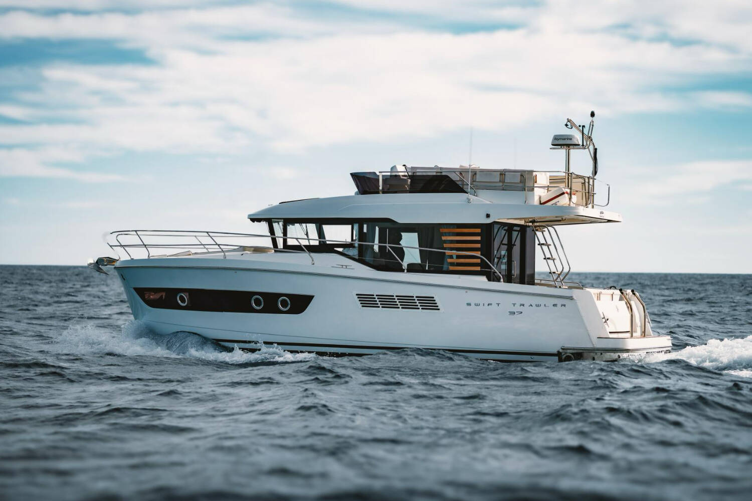 Swift Trawler 37