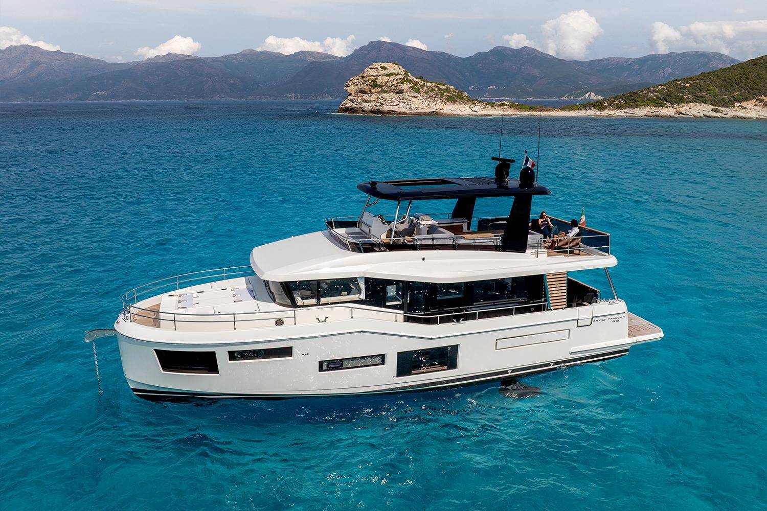 Beneteau Grand Trawler 63