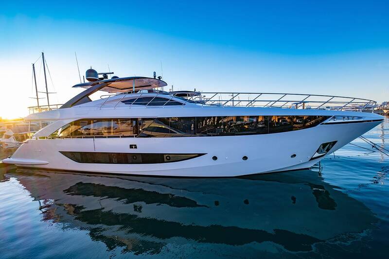 Exterior AMER F 100 2020