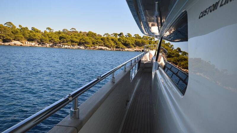 Side decks