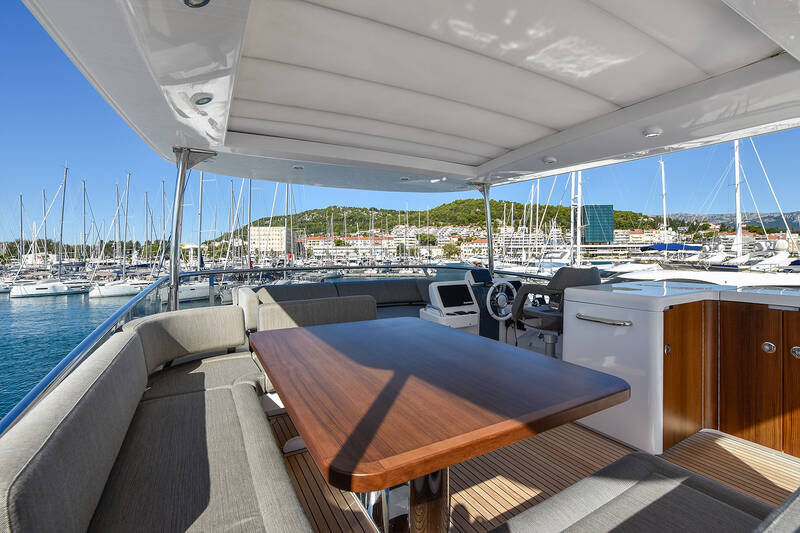 Flybridge