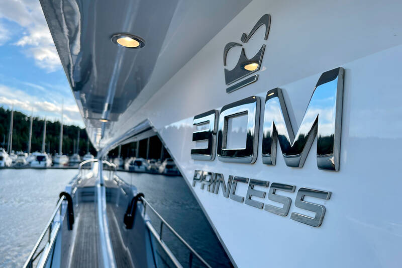 Exterior Princess 30M M/Y AFON