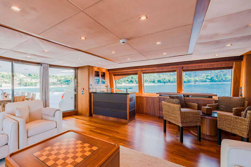Salon on upper deck 