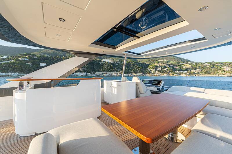 Flybridge