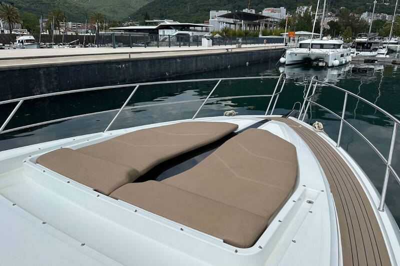 Sunbathing cushions on bow