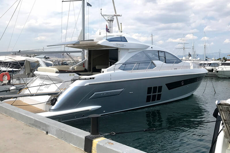 Exterior Azimut 55S-76 2016