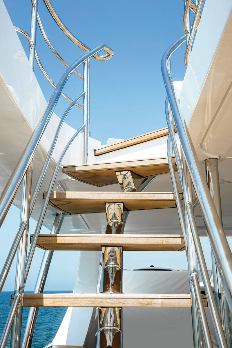 Stairs to flybridge