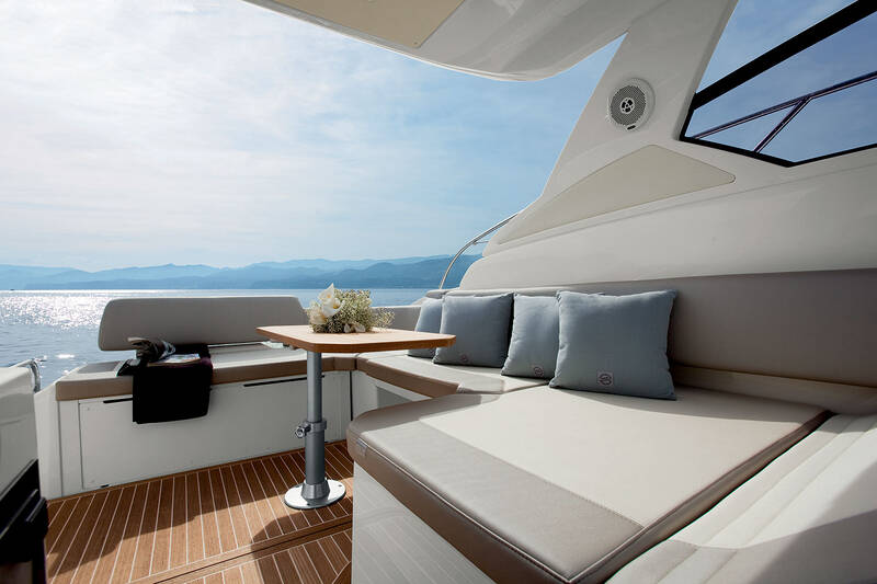 Dining area in cockpit