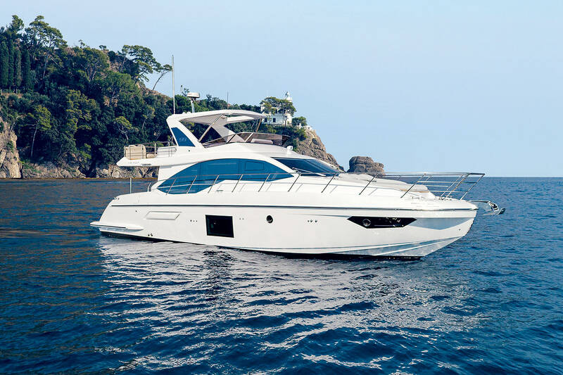 Exterior Azimut 55 Fly 2018