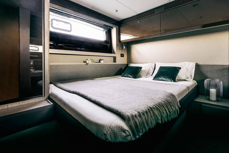 Sliding Beds in VIP cabin