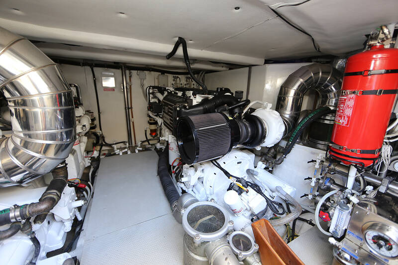Engine compartment