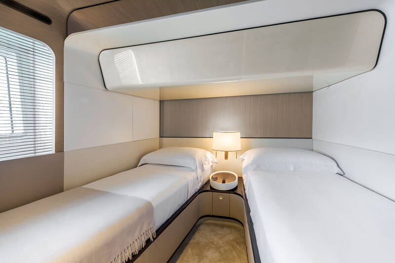 Guest cabin