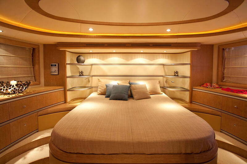 Bow VIP cabin