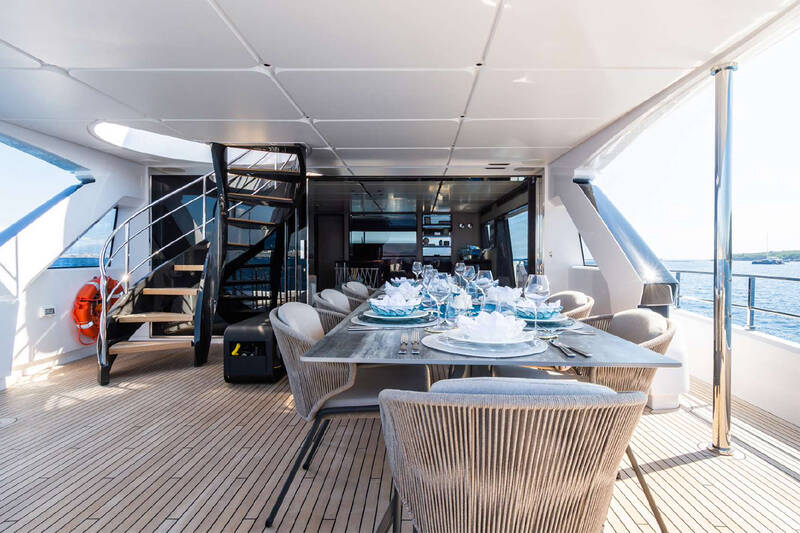 Dining area on aft upper deck