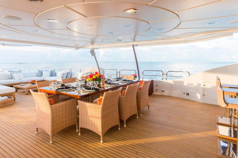 Dining area on upper deck 