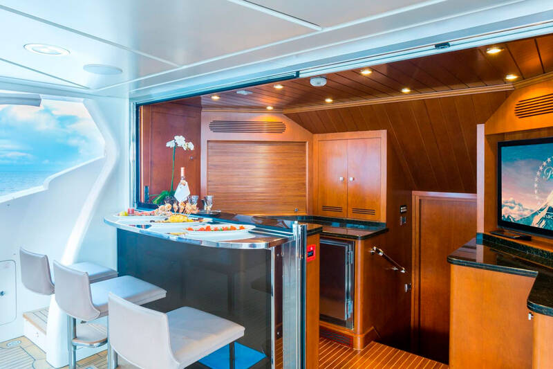 Bar on the upper deck 