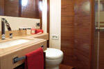 Bathroom guest cabin