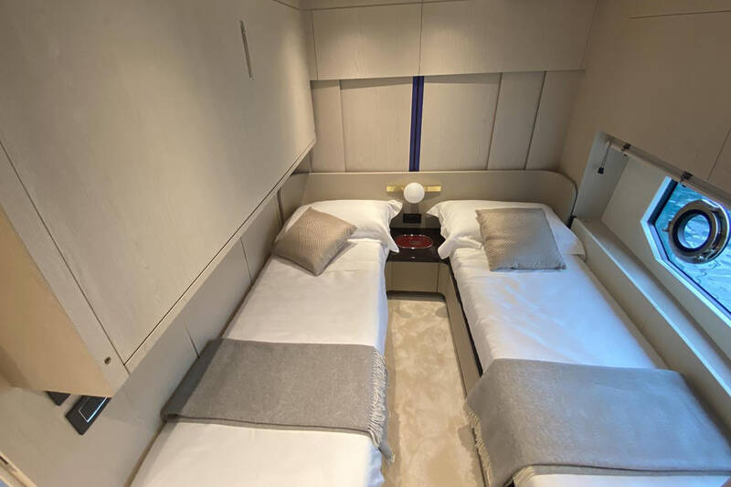 Twin guest cabin