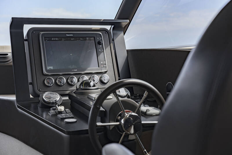 Main helm station