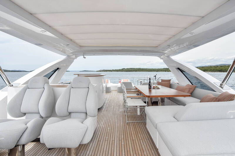 Flybridge