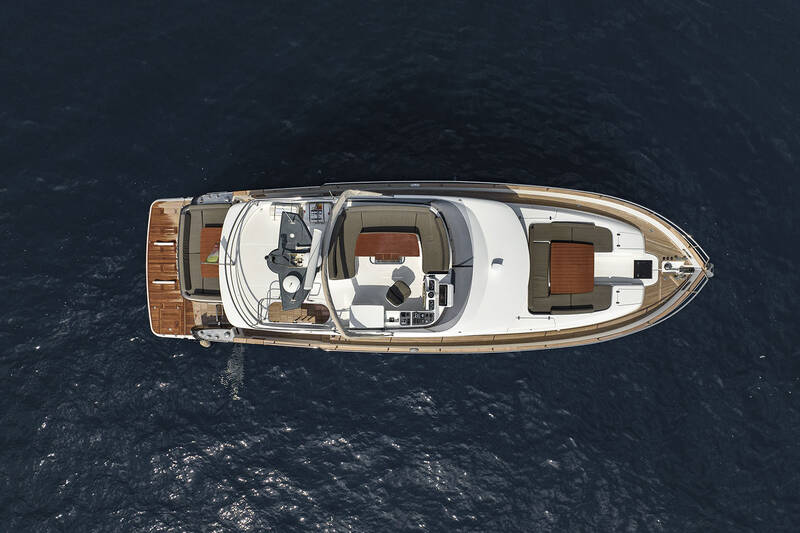 Exterior Magellano 53 2016