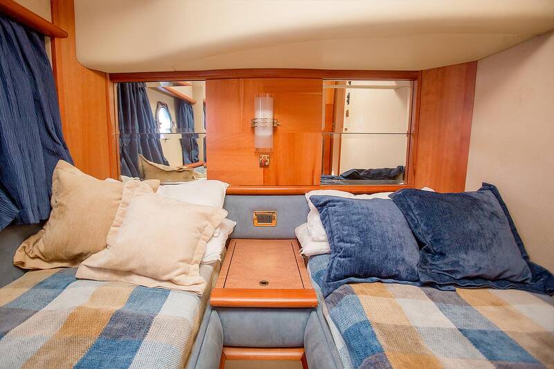 Guest cabin