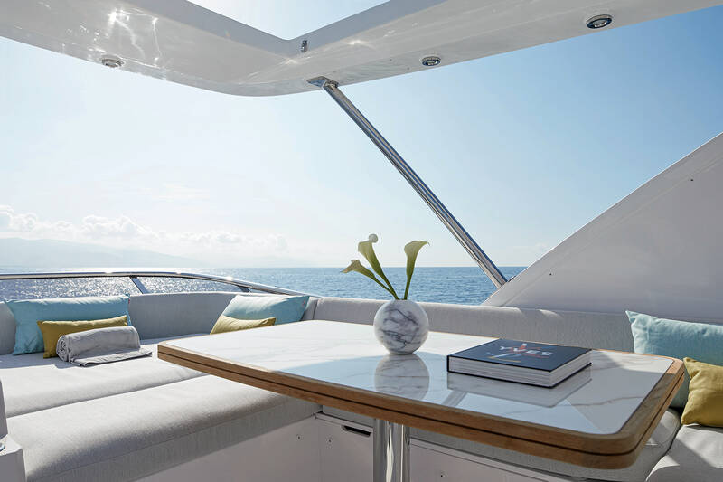 Dining area on flybridge
