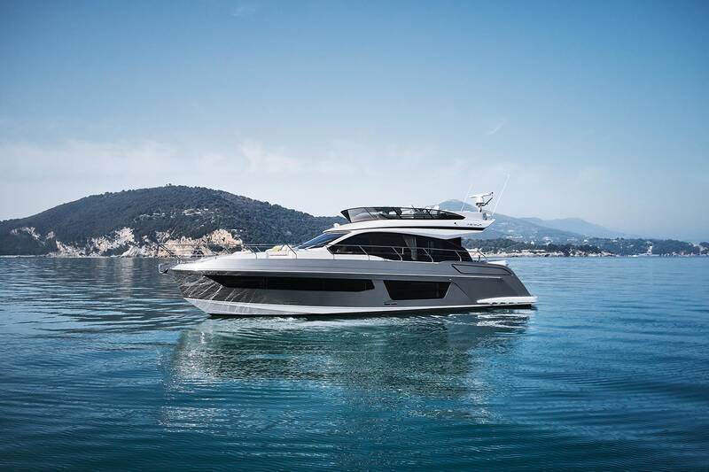 Exterior Azimut Flybridge 53