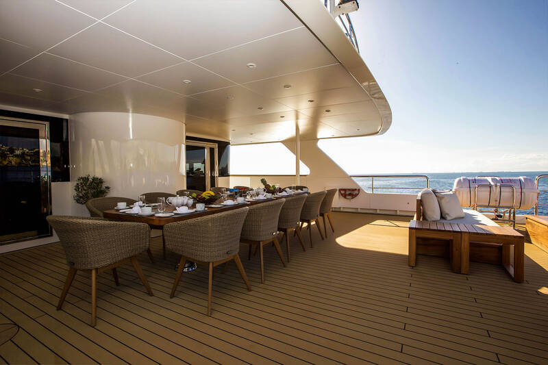 Dining area on upper deck