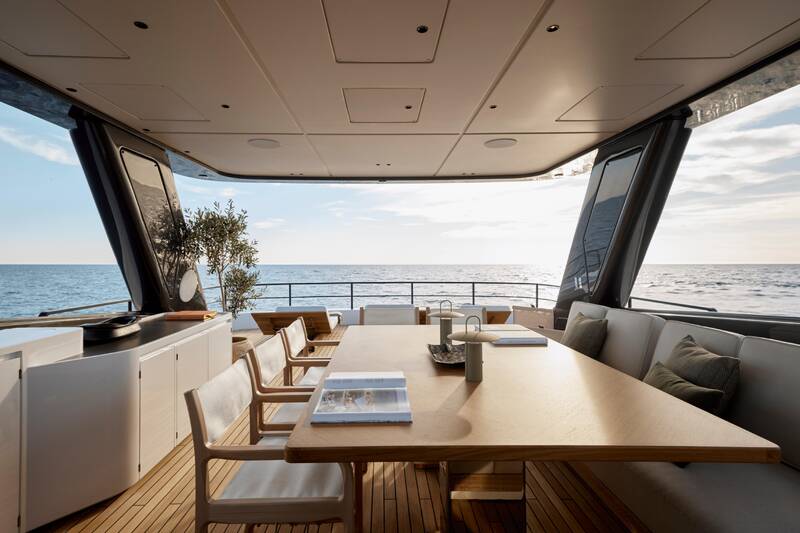 Flybridge