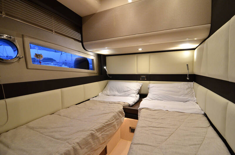 Guest cabin