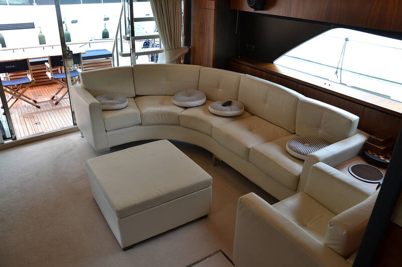 Salon Fairline Squadron 78 (2011)