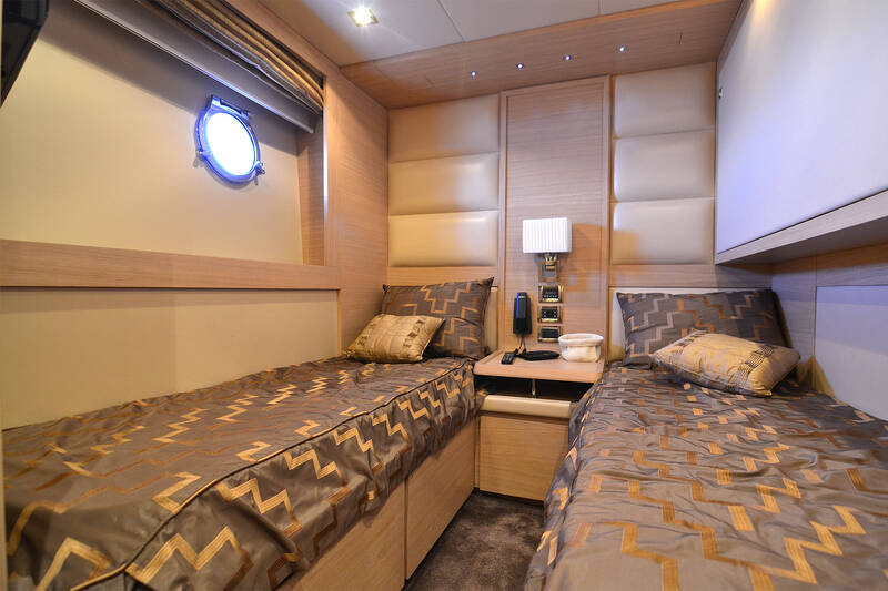 Guest cabin