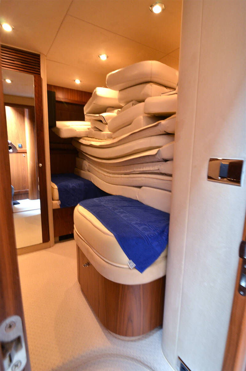 Starboard guest cabin