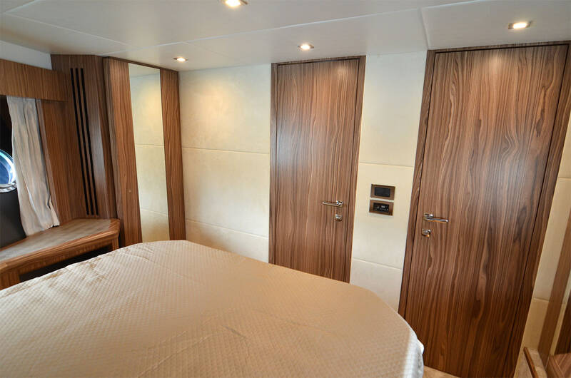 Bow cabin