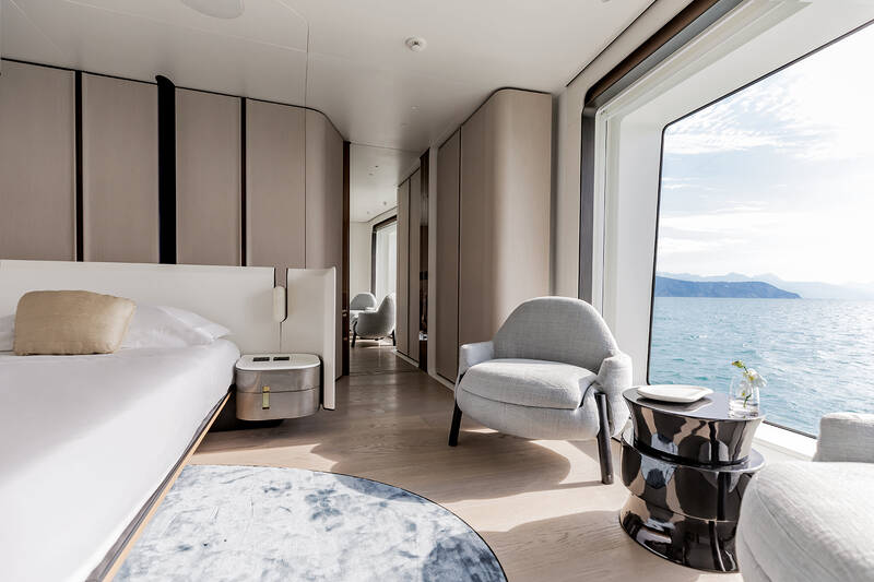 Owner's suite on main deck