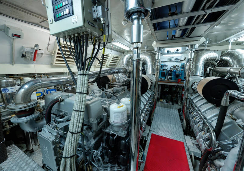 Engine compartment
